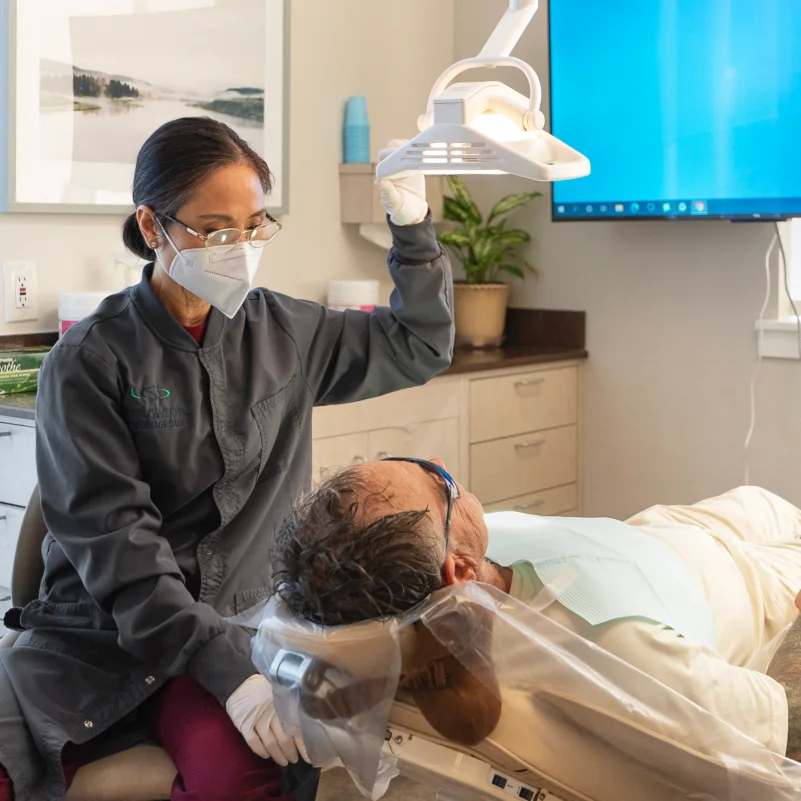 Animated smile during dental crown placement